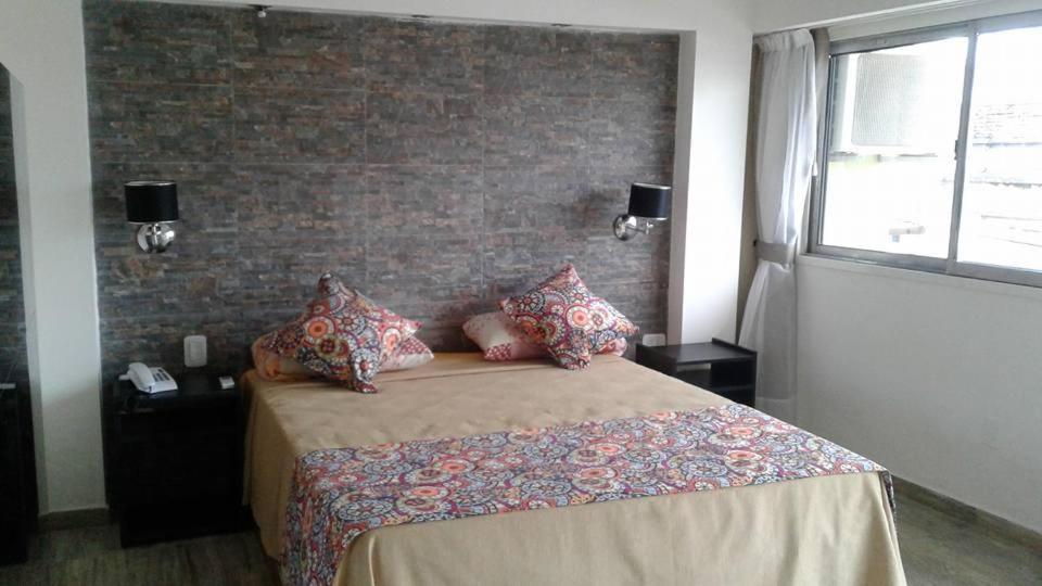 Neferet Habitaciones Temporarias كورينتس المظهر الخارجي الصورة